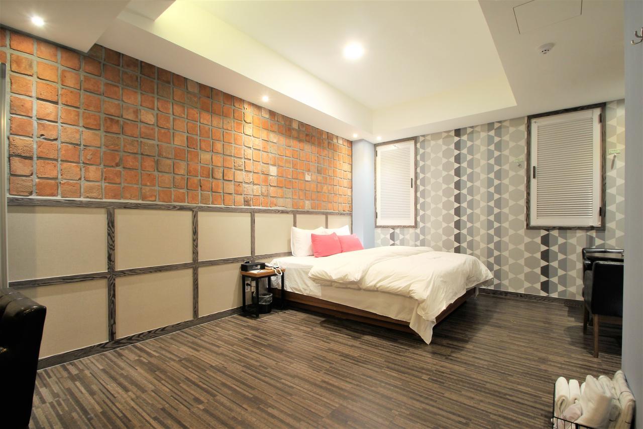 โรงแรมซัม Sasang-Gu ภายนอก รูปภาพ
