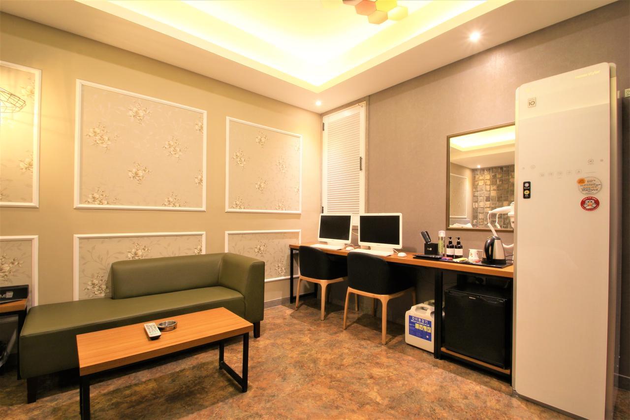 โรงแรมซัม Sasang-Gu ภายนอก รูปภาพ