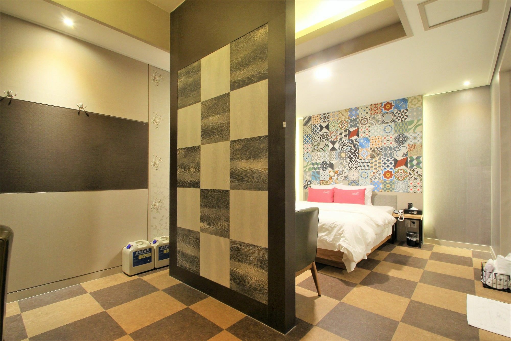 โรงแรมซัม Sasang-Gu ภายนอก รูปภาพ