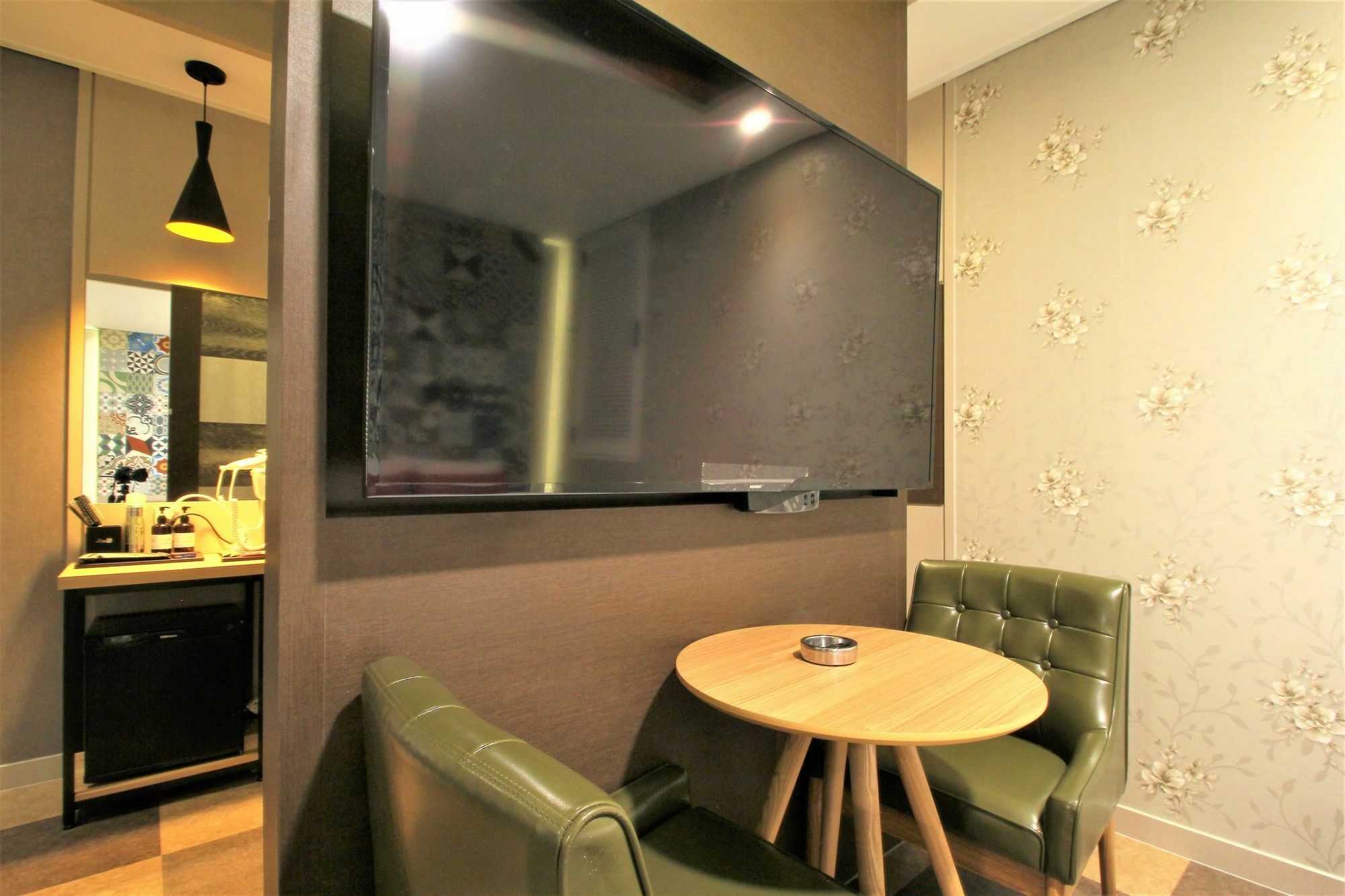 โรงแรมซัม Sasang-Gu ภายนอก รูปภาพ